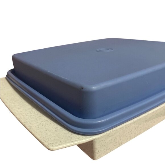 TUPPERWARE Vintage Deviled Egg Keeper 723-1 w/ Blue Lid 722-1 Speckled Base EUC - Picture 4 of 6